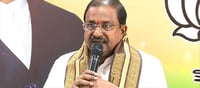 హెరాల్డ్ సెటైర్ : పార్టీ నుండి వీర్రాజుకు బాగా అక్షింతలు పడినట్లుందే ?